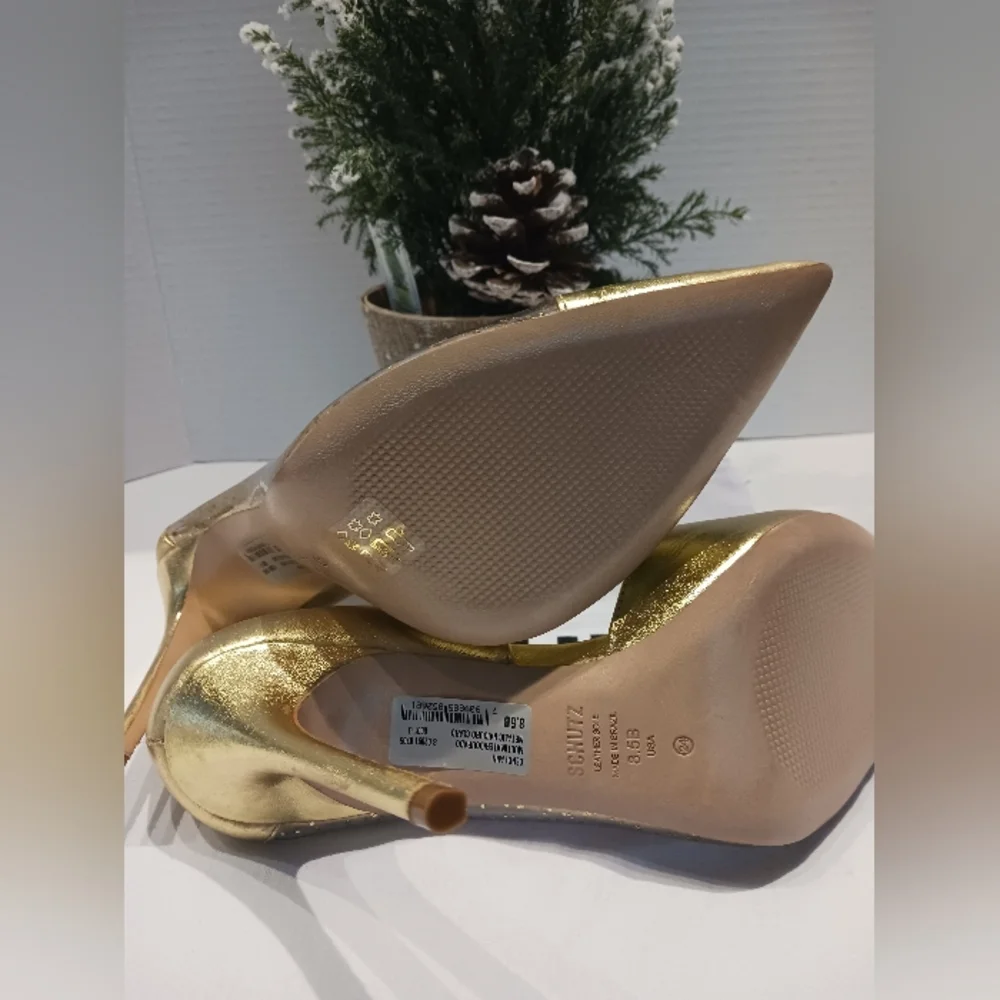 NWT Schutz - Cheslie Leather and Vinyl d'Orsay Pumps